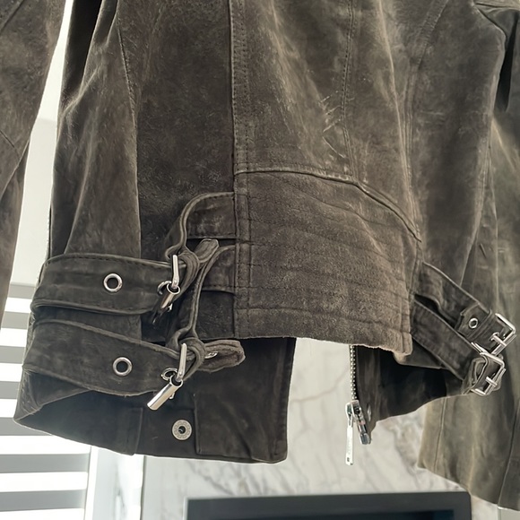 FINAL DROP! 💸BCBG Suede motorcycle jacket - Picture 6 of 8